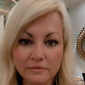 Meet your Posher, Missy